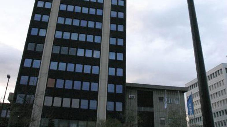 Razmere na Magu postajajo vse bolj vroče.