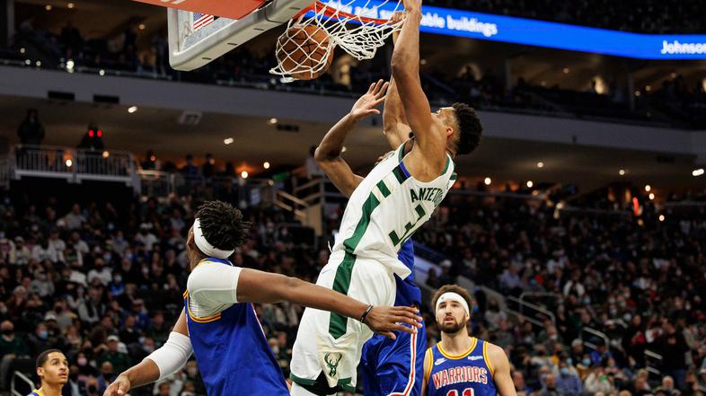 Giannis Antetokounmpo Bucks Warriors