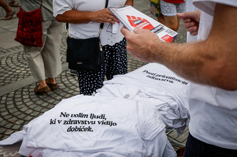 shod proti Mijičevi koaliciji | Avtor: Saša Despot