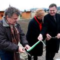 Vodja projekta Helena Regina je povedala, da so v območje za postavitev vrtičkov