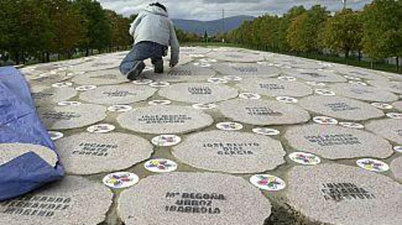 Pokopališče Einih žrtev.