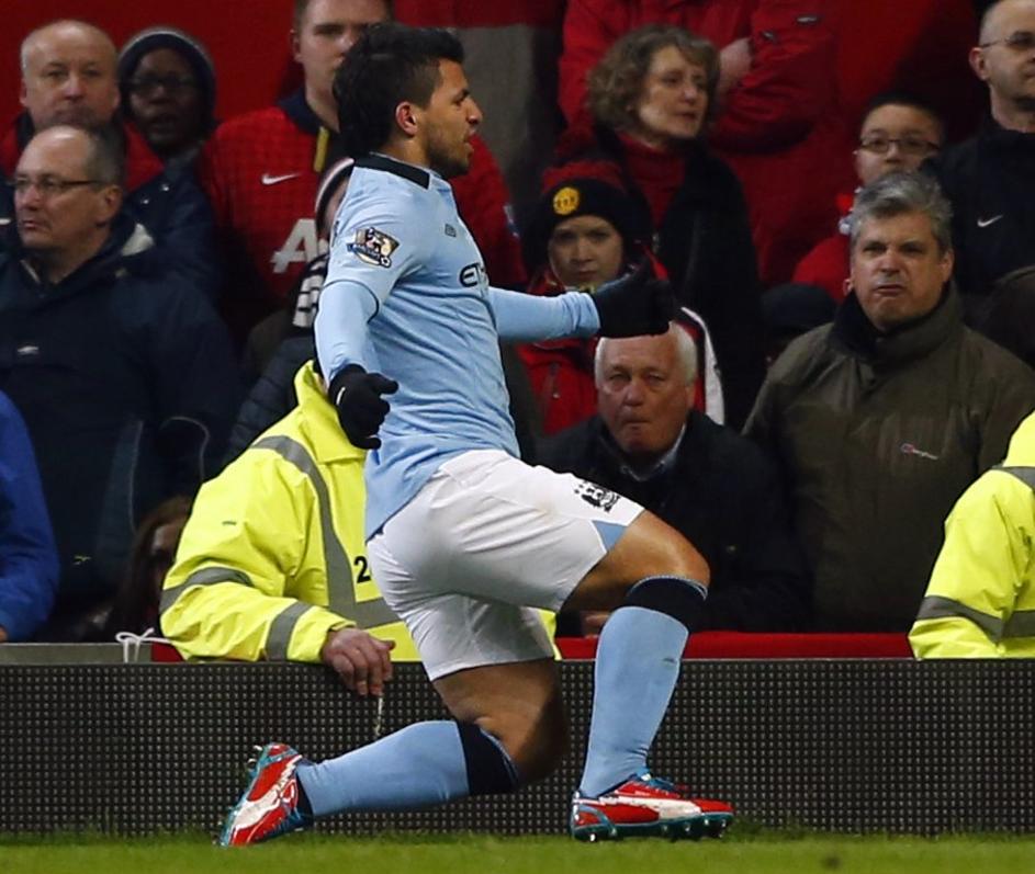 (Manchester United : Manchester City) Sergio Aguero