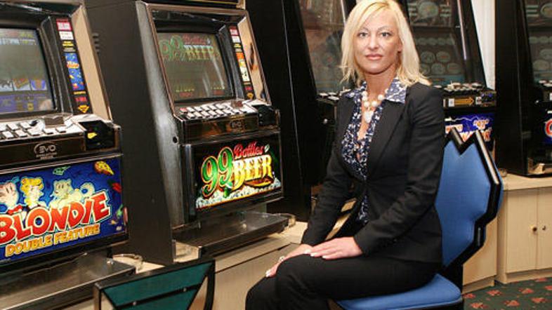 Darja Lampret za seboj zapušča vroč stolček.