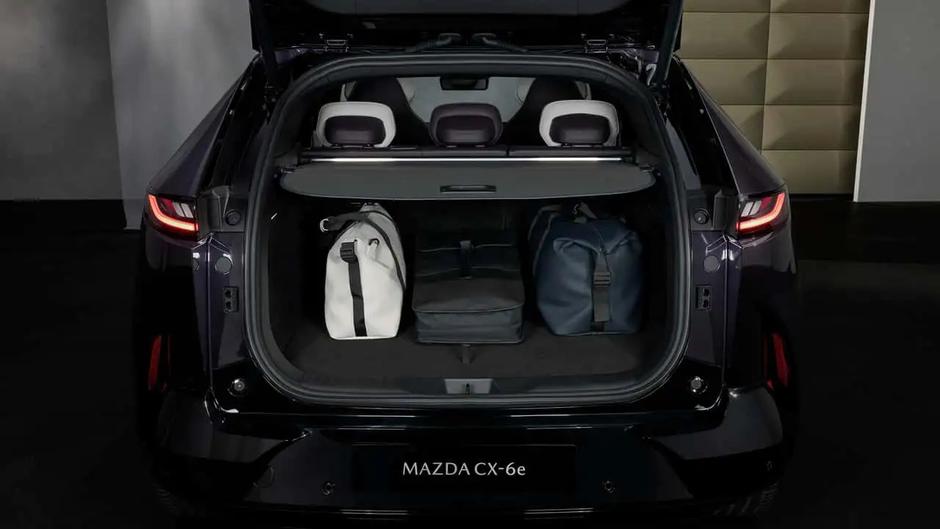 mazda CX-6e | Avtor: Mazda