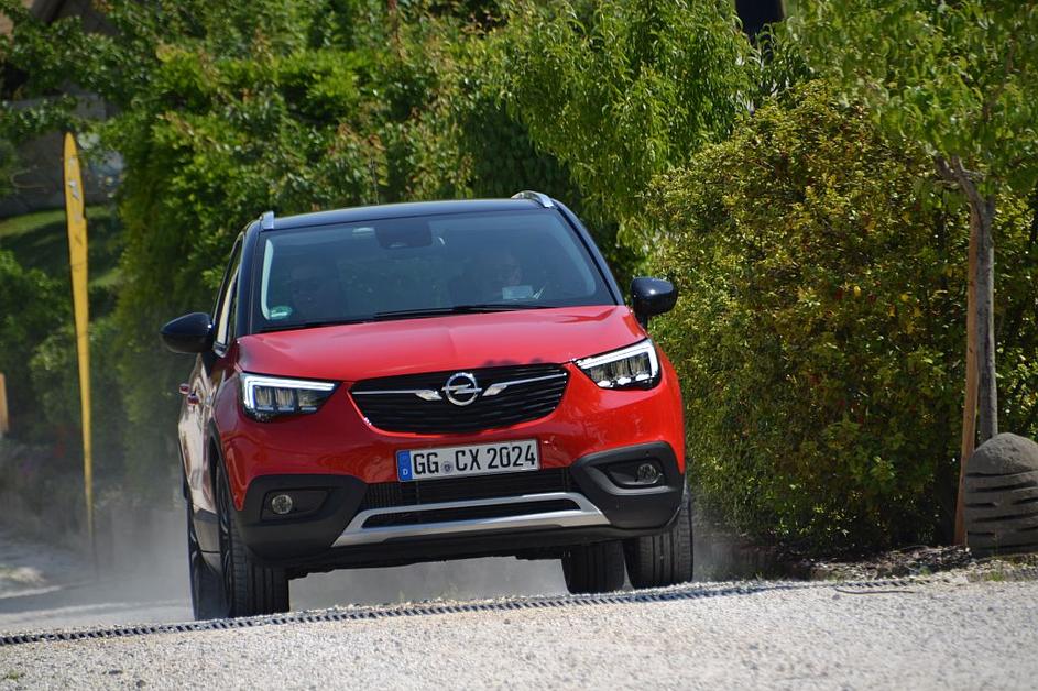 Opel crossland X