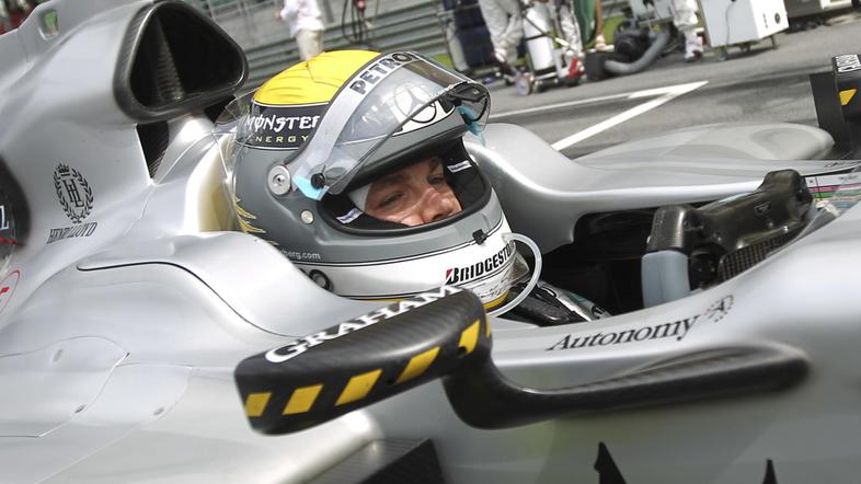 Rosberg je bil na vseh kvalifikacijah in dirkah boljši od Schumacherja. (Foto: E