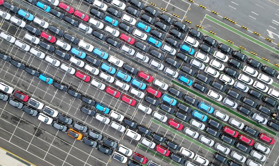 Prodaja avtov | Avtor: Profimedia