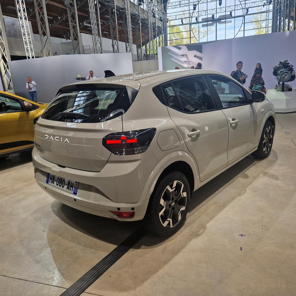 Prenovljena dacia sandero | Avtor: Gregor Prebil