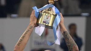 napoli juventus pokal paolo cannavaro