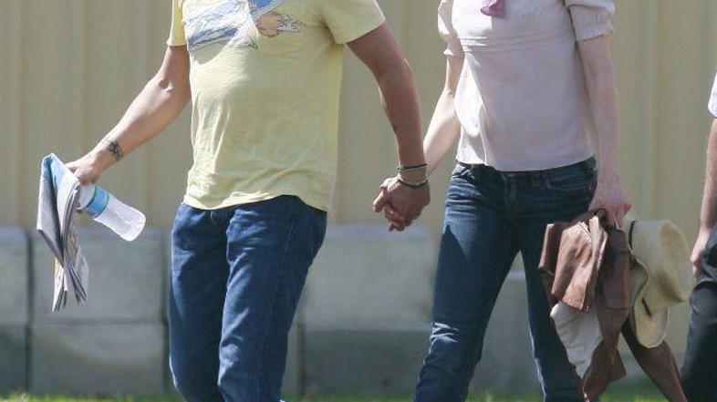 Poseben prstan za posebno žensko.