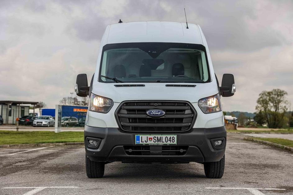 Ford Transit Furgon