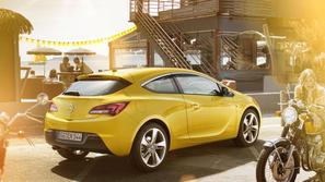 Opel astra GTC