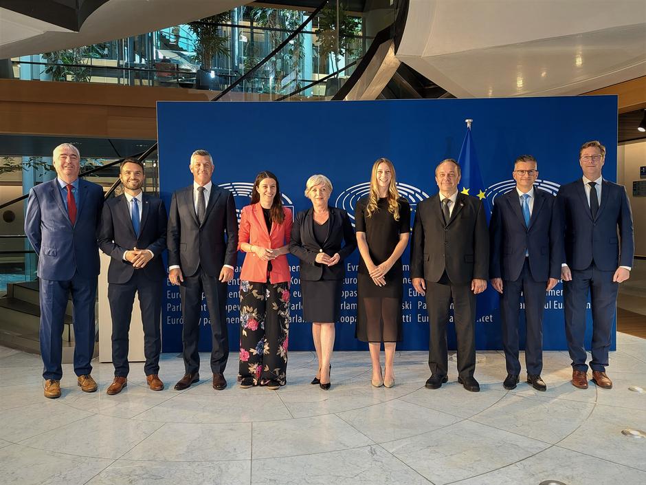 Slovenski poslanci v Evropskem parlamentu | Avtor: Pisarna Evropskega parlamenta v Sloveniji