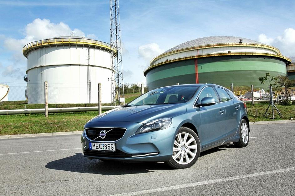 Volvo V40