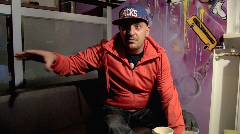 "Sem v pričakovanju spota, ki bo še bolj surov in provokativen," pravi 6 Pack Ču