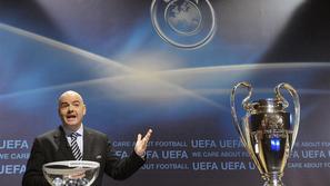 Gianni Infantino je reprezentanci BiH napovedal suspenz. (Foto: Reuters)