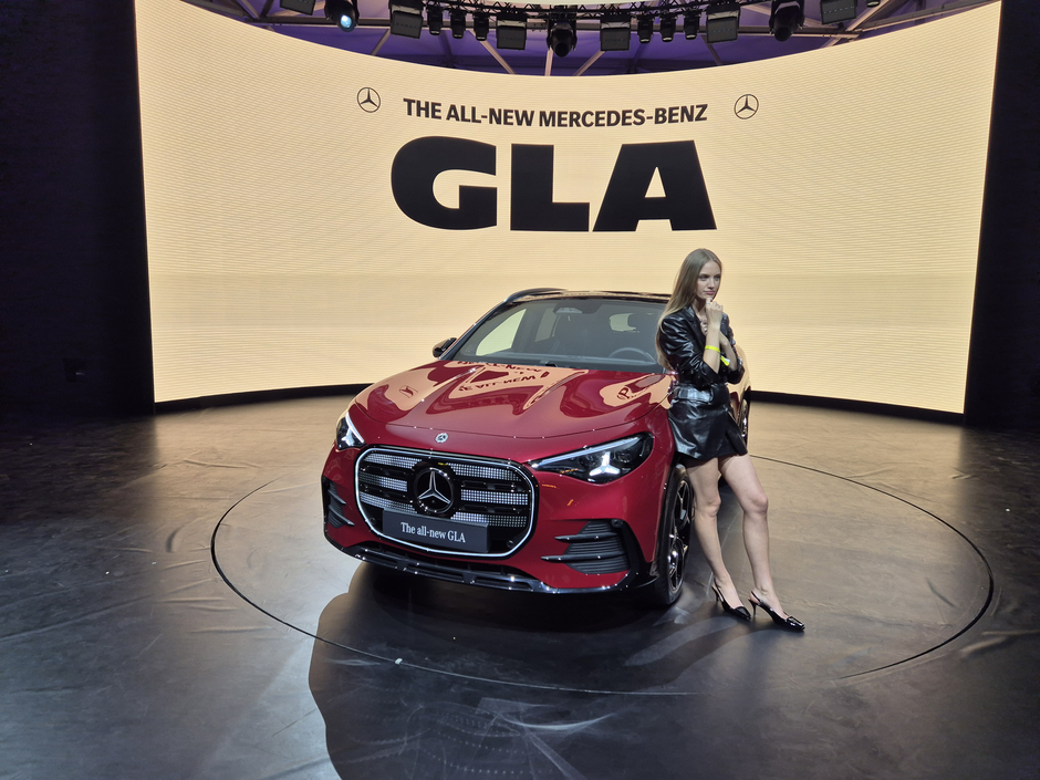 Na premieri nove generacije mercedes-benz GLA | Avtor: Gregor Prebil