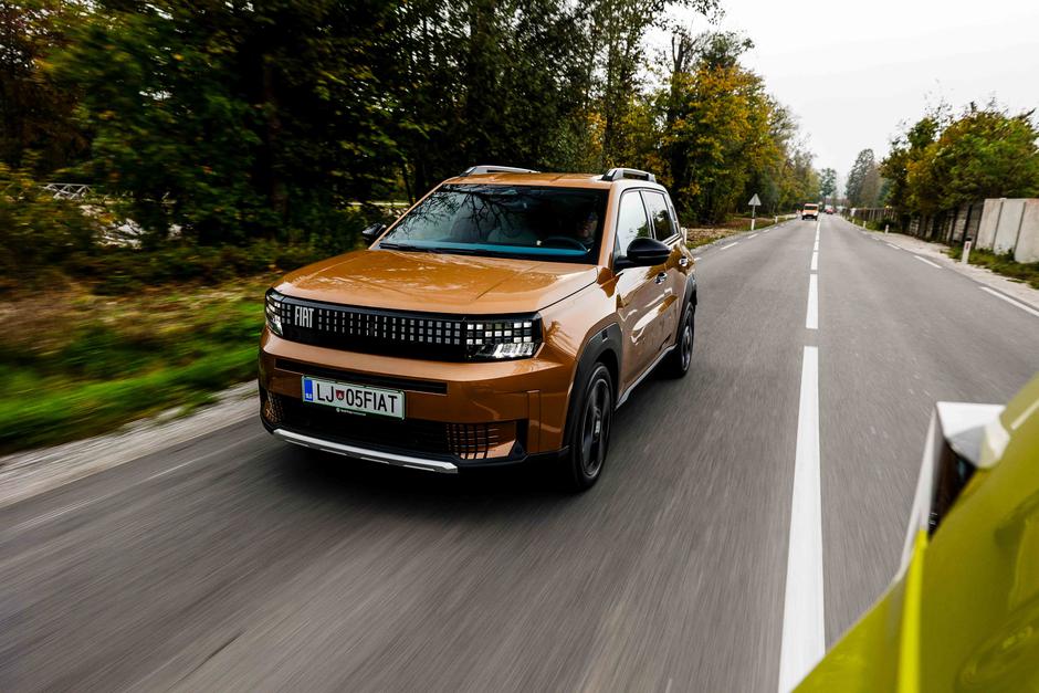 primerjava fiat panda hybrid bev | Avtor: Saša Despot