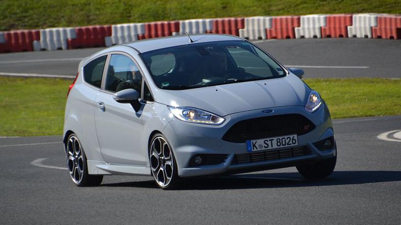 Ford fiesta ST200