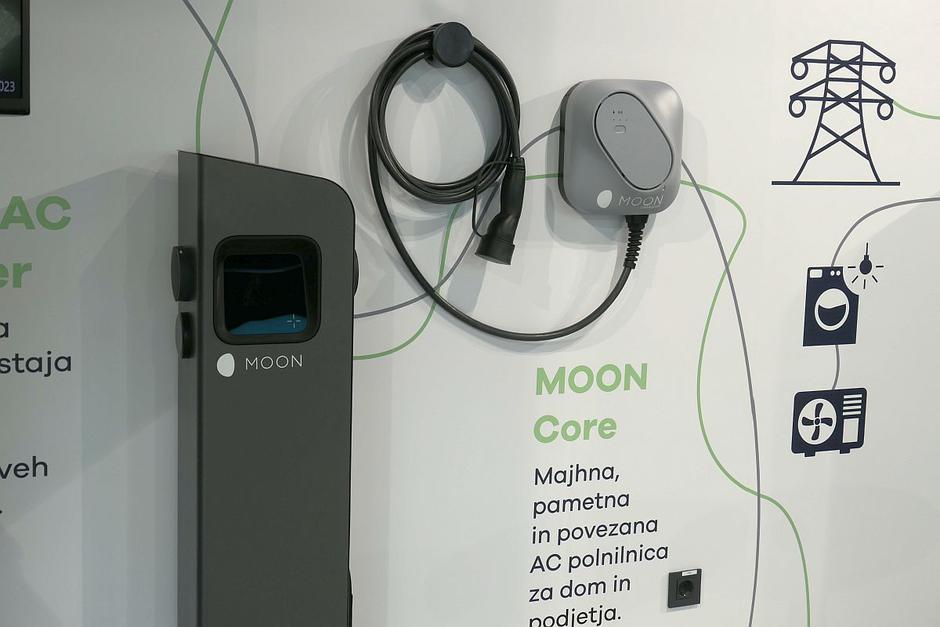 Porsche Slovenija Moon | Avtor: Matija_Janežič