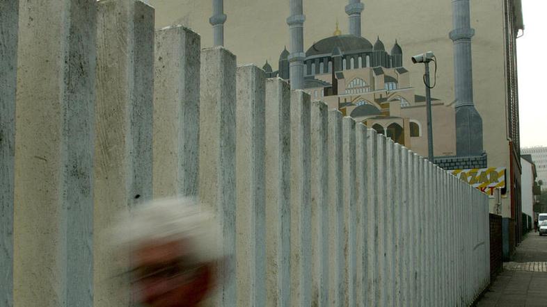 Mošeja v Hamburgu naj bi bila glavno zbirališče islamskih skrajnežev. V Hamburgu