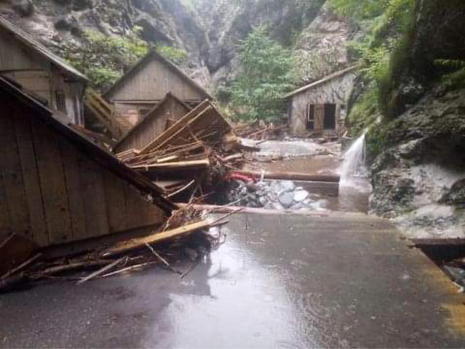 Partizanska bolnišnica Franja po neurju | Avtor: Mestni muzej Idrija