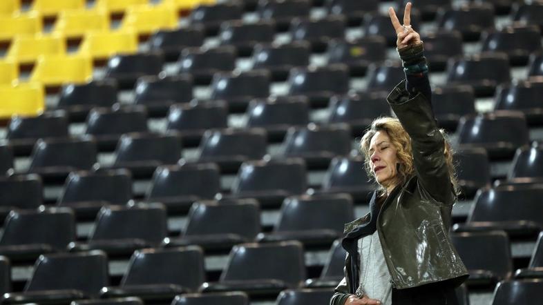 navijačica Signal Iduna Park Westfalenstadion policja Borussia Dortmund eksplozi