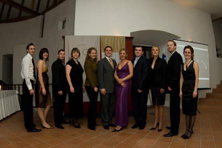 Člani Rotaract kluba Grosuplje