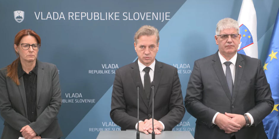 Andreja Katič, Robert Golob, Boštjan Poklukar | Avtor: gov.si