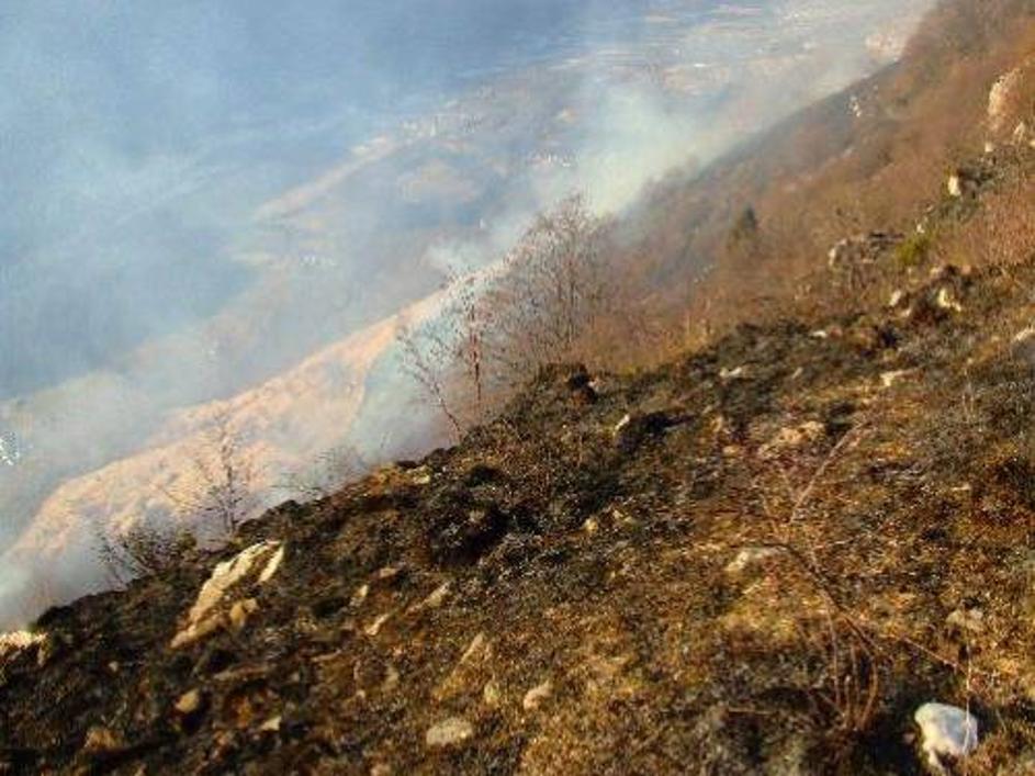 Mrzli vrh je hrib nad Tolminom.