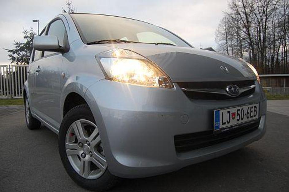 Subaru justy je poskočni mestni malček, lepih oblik in prostorne notranjosti.