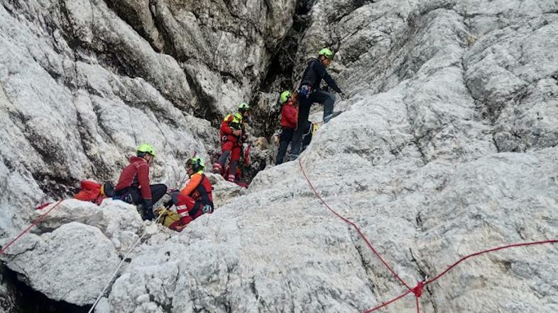 Gore gorska nesreča gorski reševalci