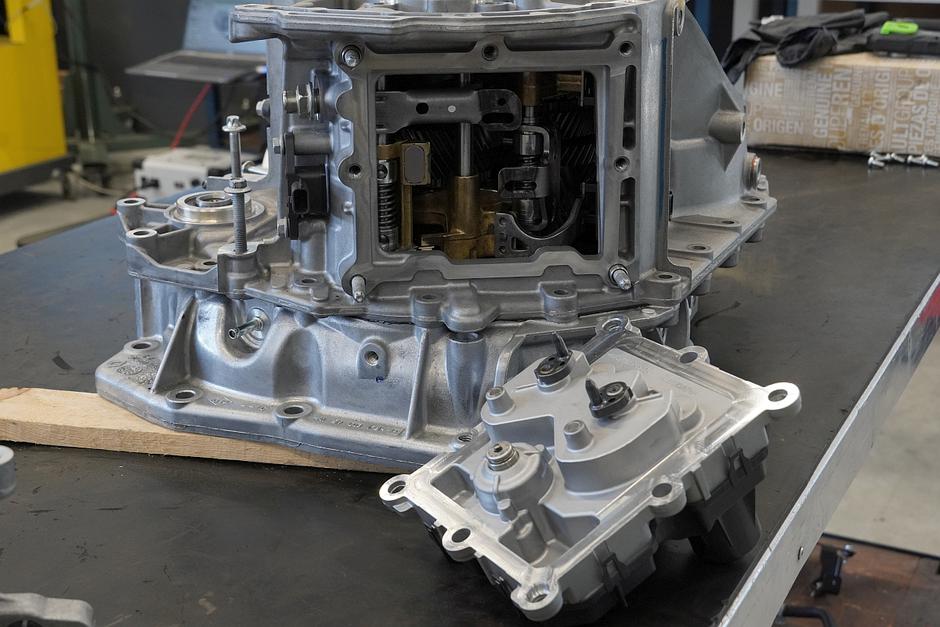 Renault hibridni menjalnik Mirna Peč | Avtor: Matija_Janežič