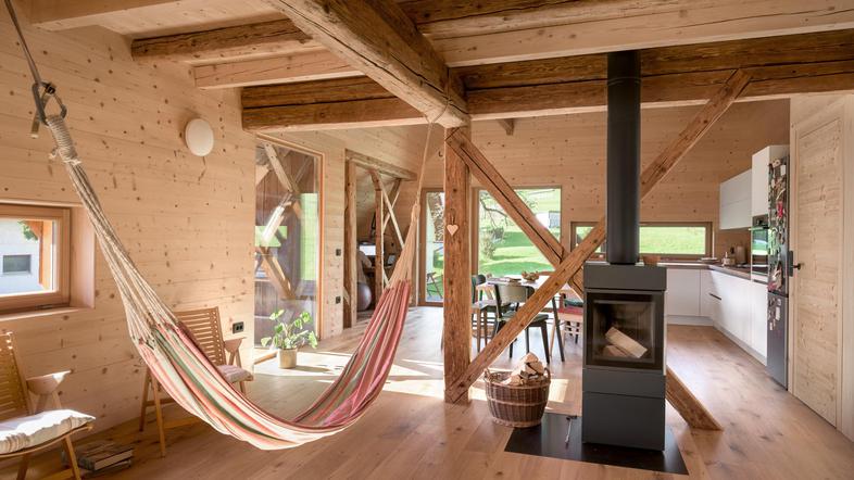 Hiša za pet svobodnih duš OHS