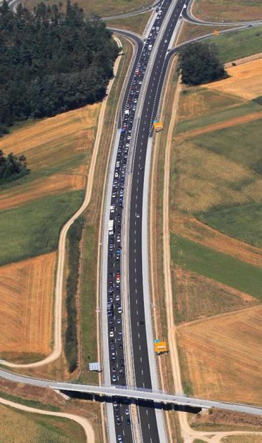 Zastoj na avtocesti Maribor - jug
