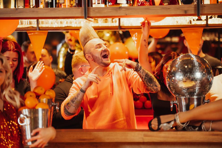 dejan dogaja, pomaranče | Avtor: Globus Videos