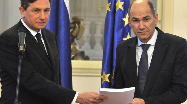 10-02-2012 primopredaja Pahor - Janša