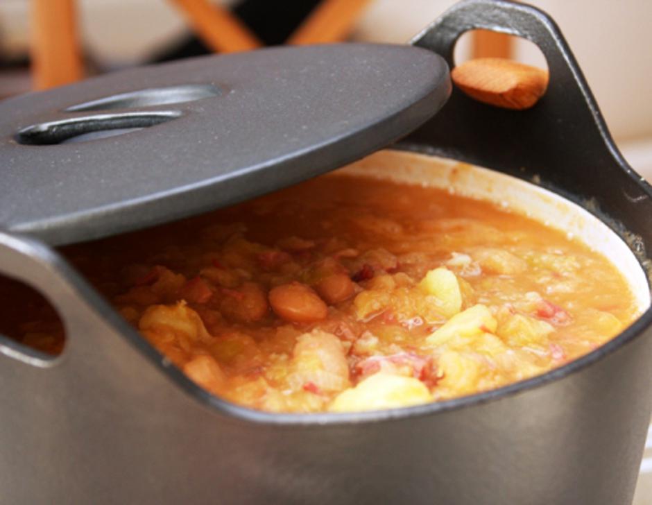 jota | Avtor: Manca Borko Grimšič