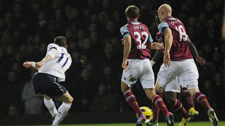 Bale Collins O'Neil West Ham United Tottenham Hotspur Premier League Anglija lig