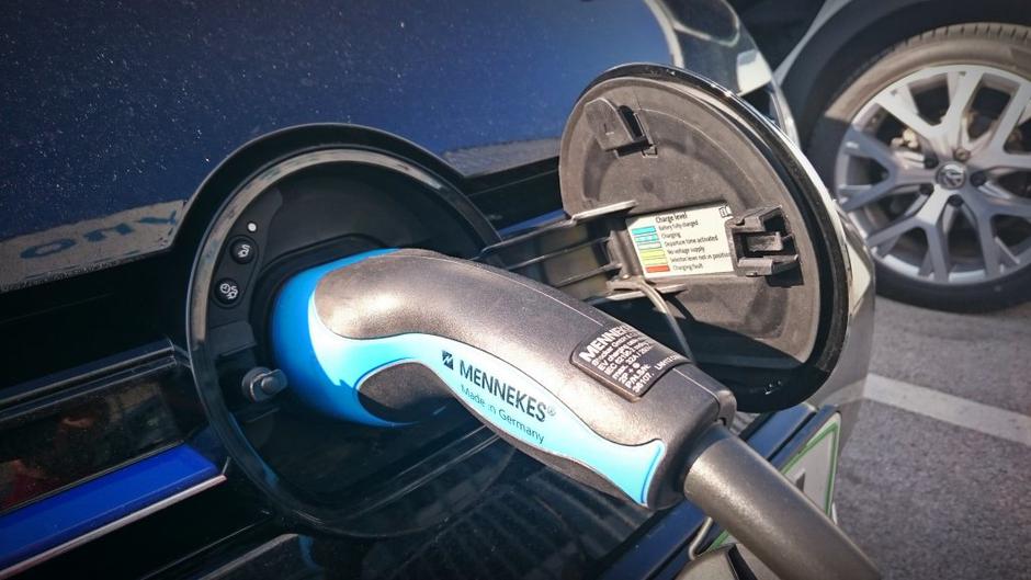 Električni avto | Avtor: Andrej Leban