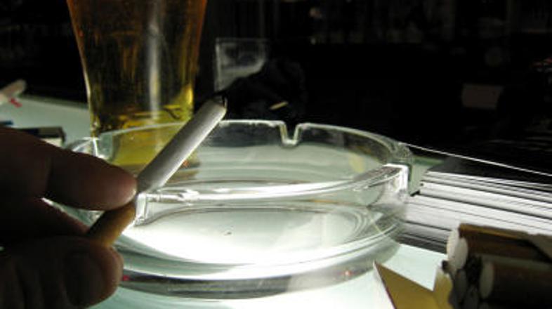 Lahke cigarete so enako škodljive kot navadne.