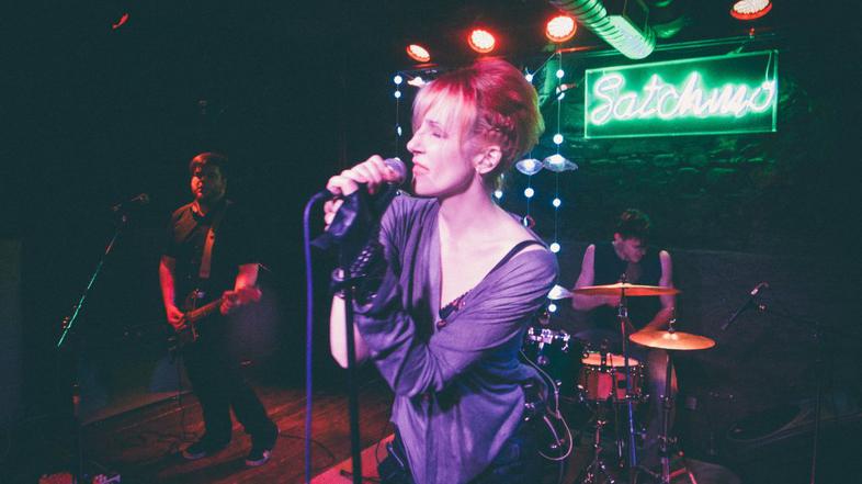 Melanija Larisa Fabčič - Melée