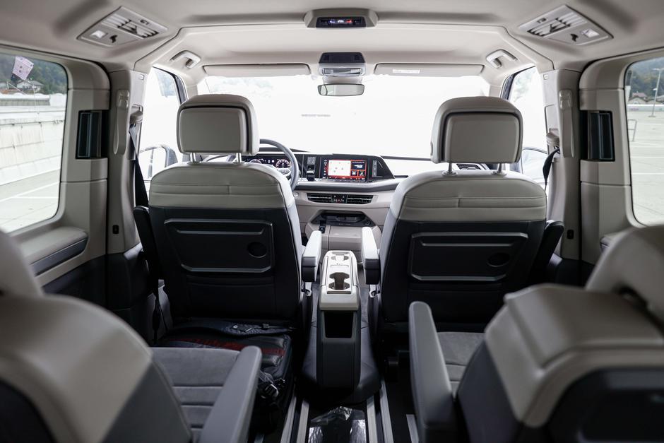 Volkswagen Multivan eHybrid 4MOTION | Avtor: Saša Despot