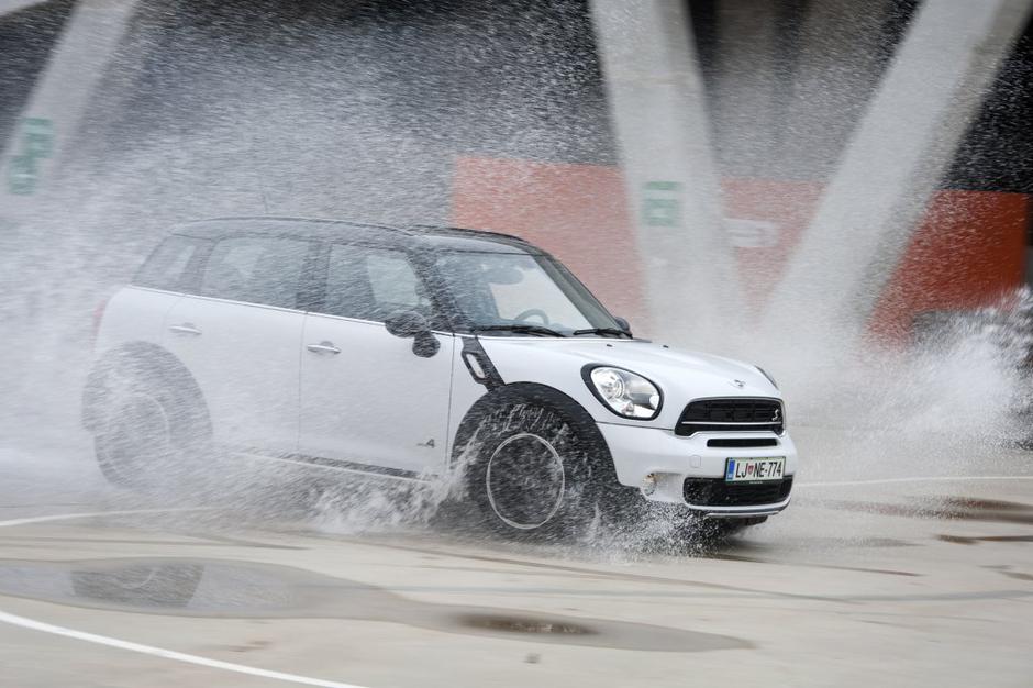 Mini countryman SD ALL4 | Avtor: Anže Petkovšek