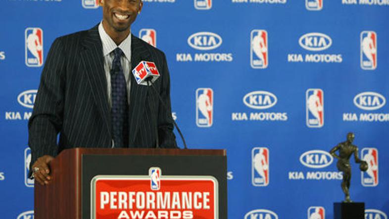 Menili so, da bi jo moral že davno osvojiti, zdaj jo je. Bryant je MVP.