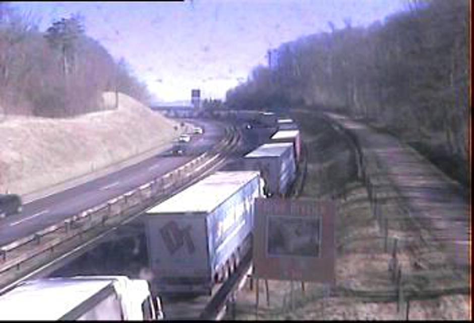 zastoj dolenjska avtocesta proti Hrvaški | Avtor: PIC