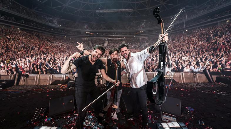 2Cellos