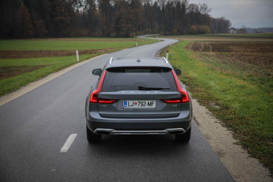 Volvo V90 cross country | Avtor: Saša Despot