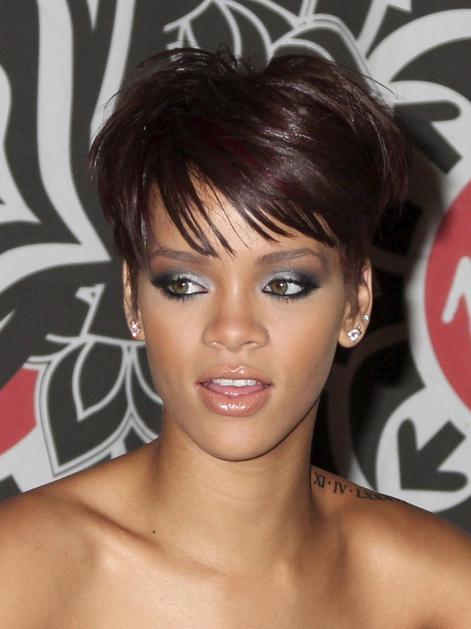 Zvezdnikom gre dobro tudi takrat, ko samo sedijo. (Foto: Flynet/JLP)