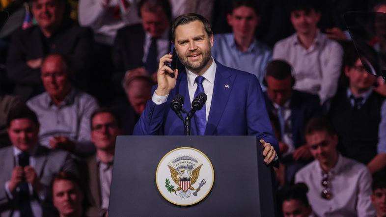 JD Vance na obisku v Budimpešti